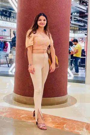 Neha nainital Escorts